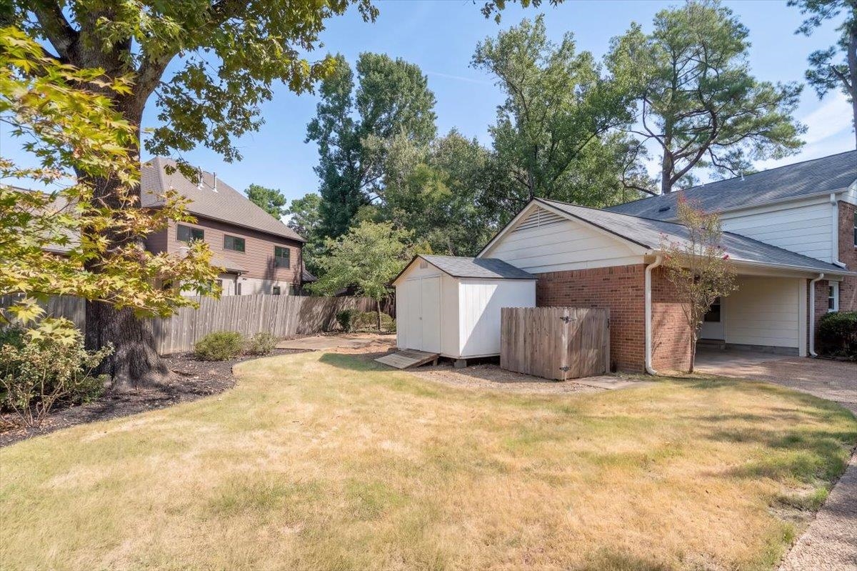 2399 DOGWOOD TRAIL DR
