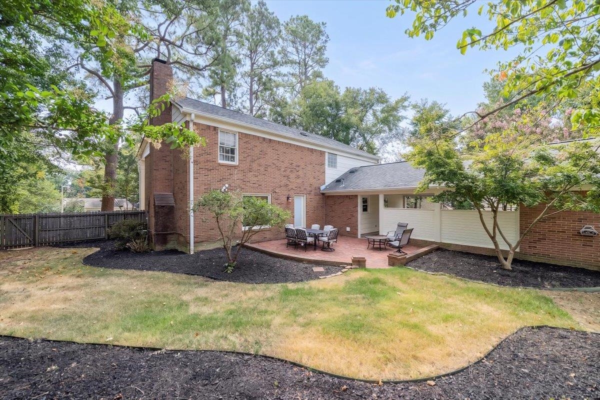 2399 DOGWOOD TRAIL DR