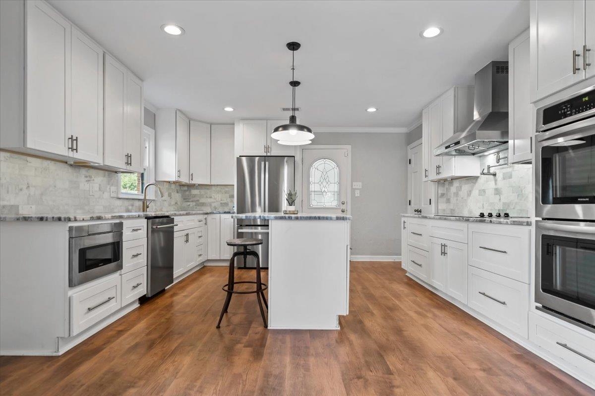 2399 DOGWOOD TRAIL DR