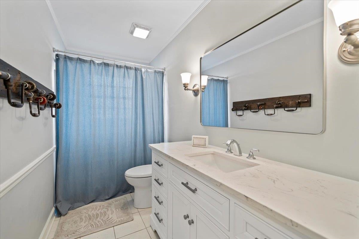 2399 DOGWOOD TRAIL DR