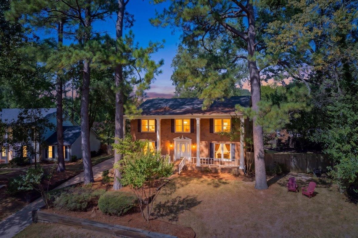 2399 DOGWOOD TRAIL DR