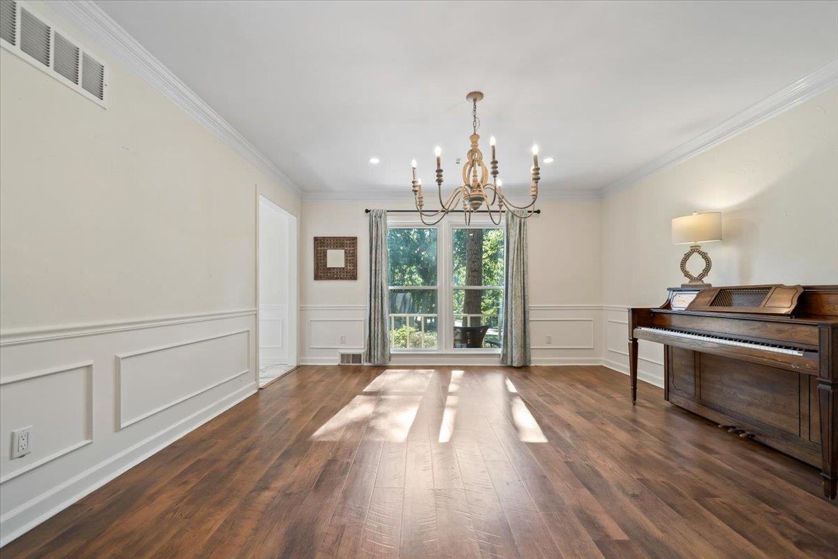 2399 DOGWOOD TRAIL DR
