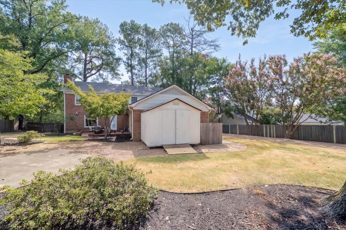 2399 DOGWOOD TRAIL DR