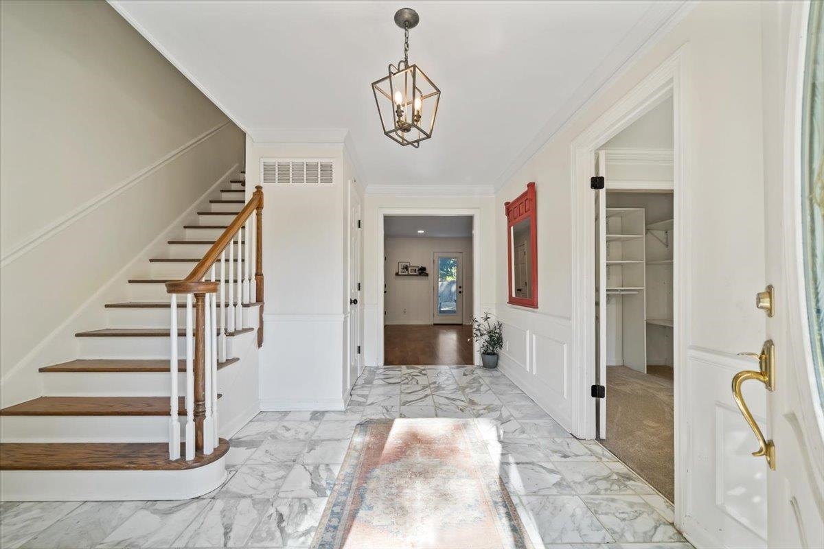 2399 DOGWOOD TRAIL DR