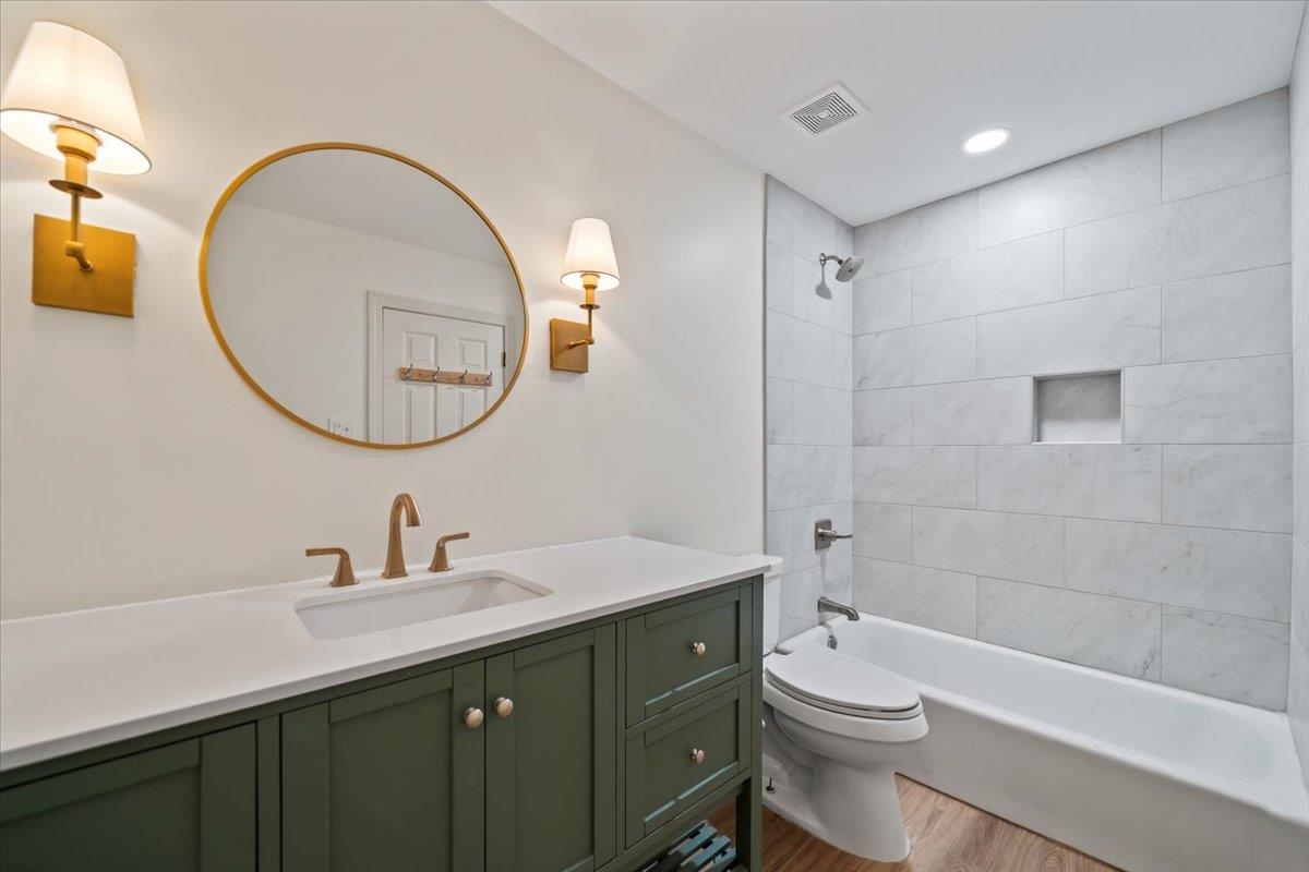 2399 DOGWOOD TRAIL DR