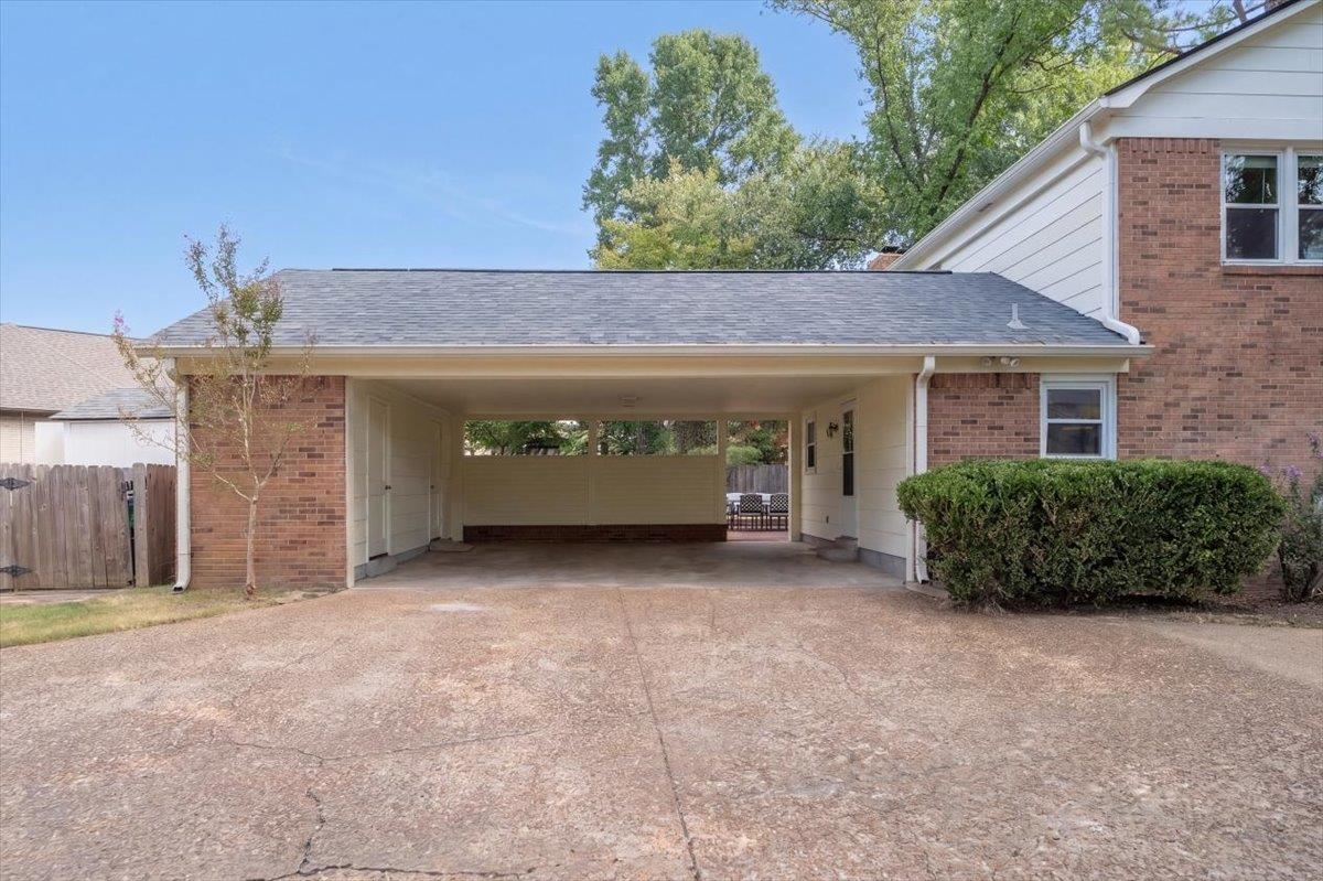 2399 DOGWOOD TRAIL DR