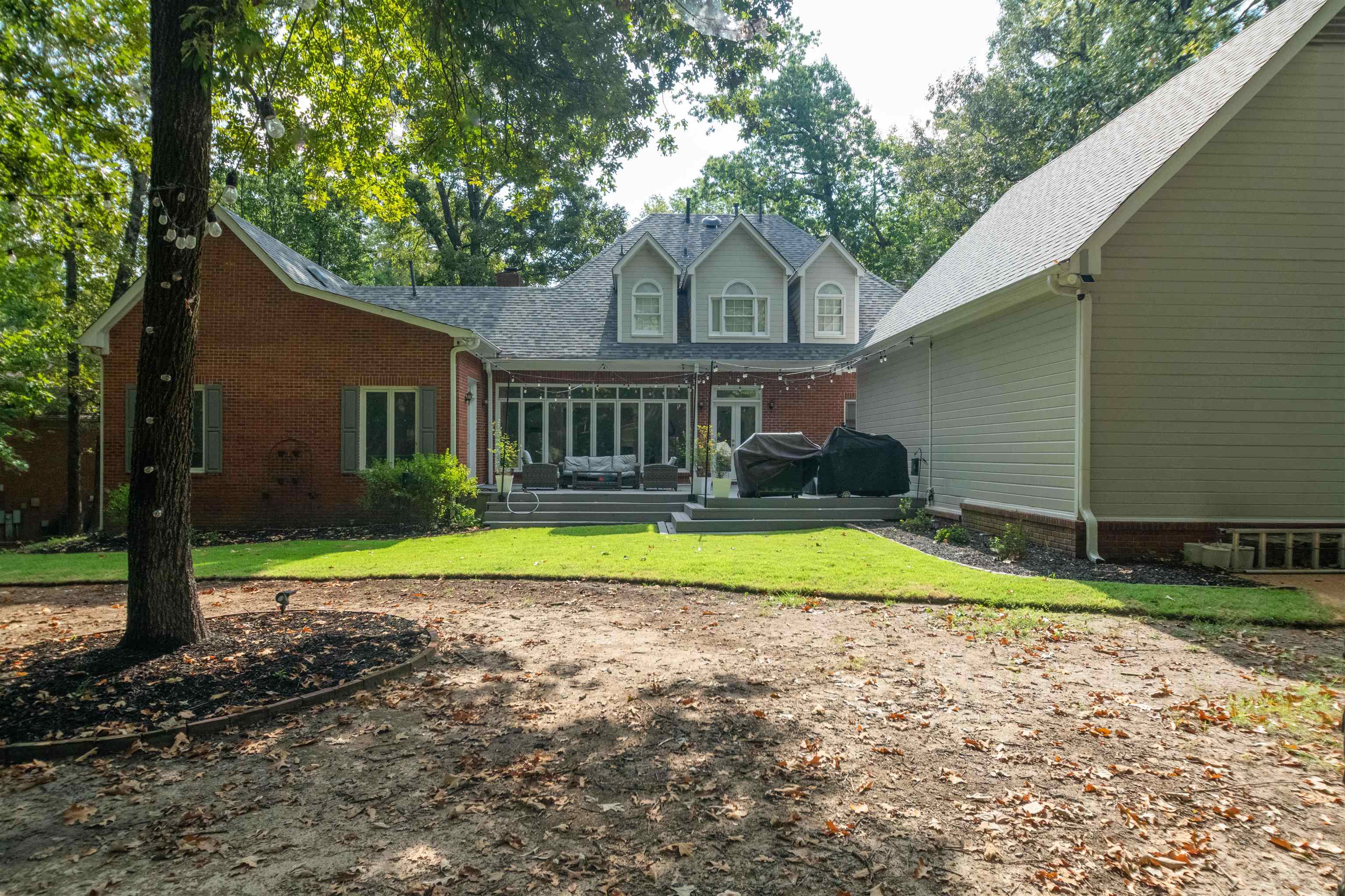 7816 WOOD GLEN CV