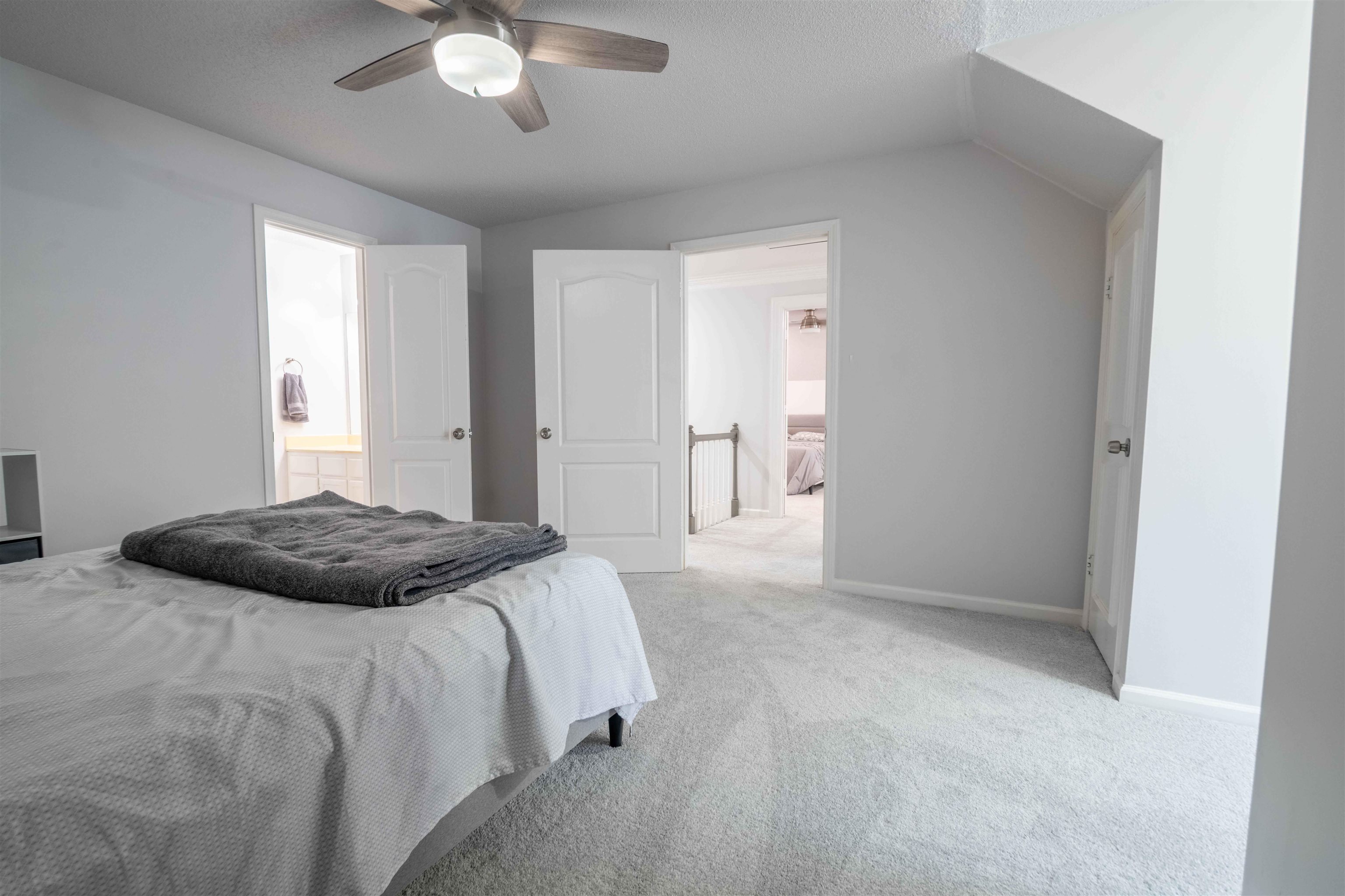 7816 WOOD GLEN CV