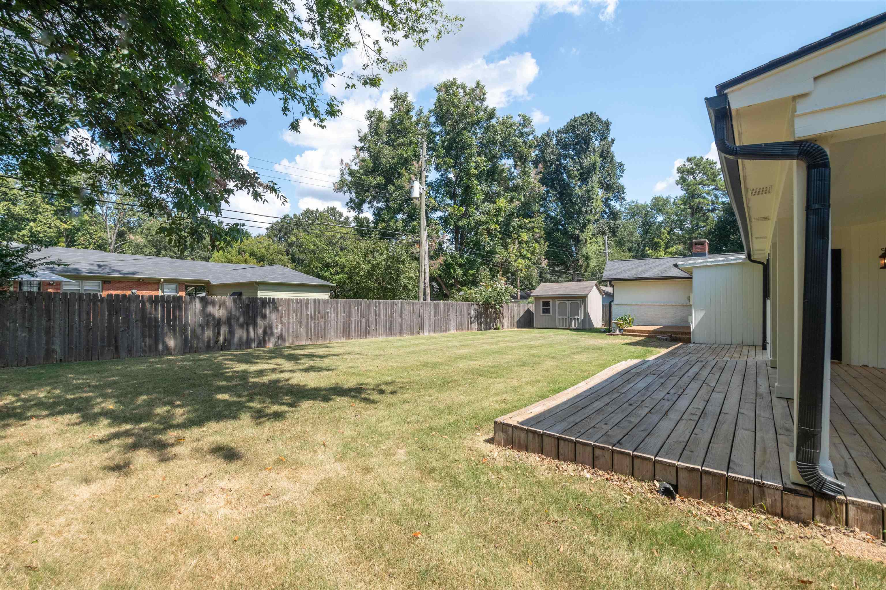 4288 CHARLESWOOD AVE