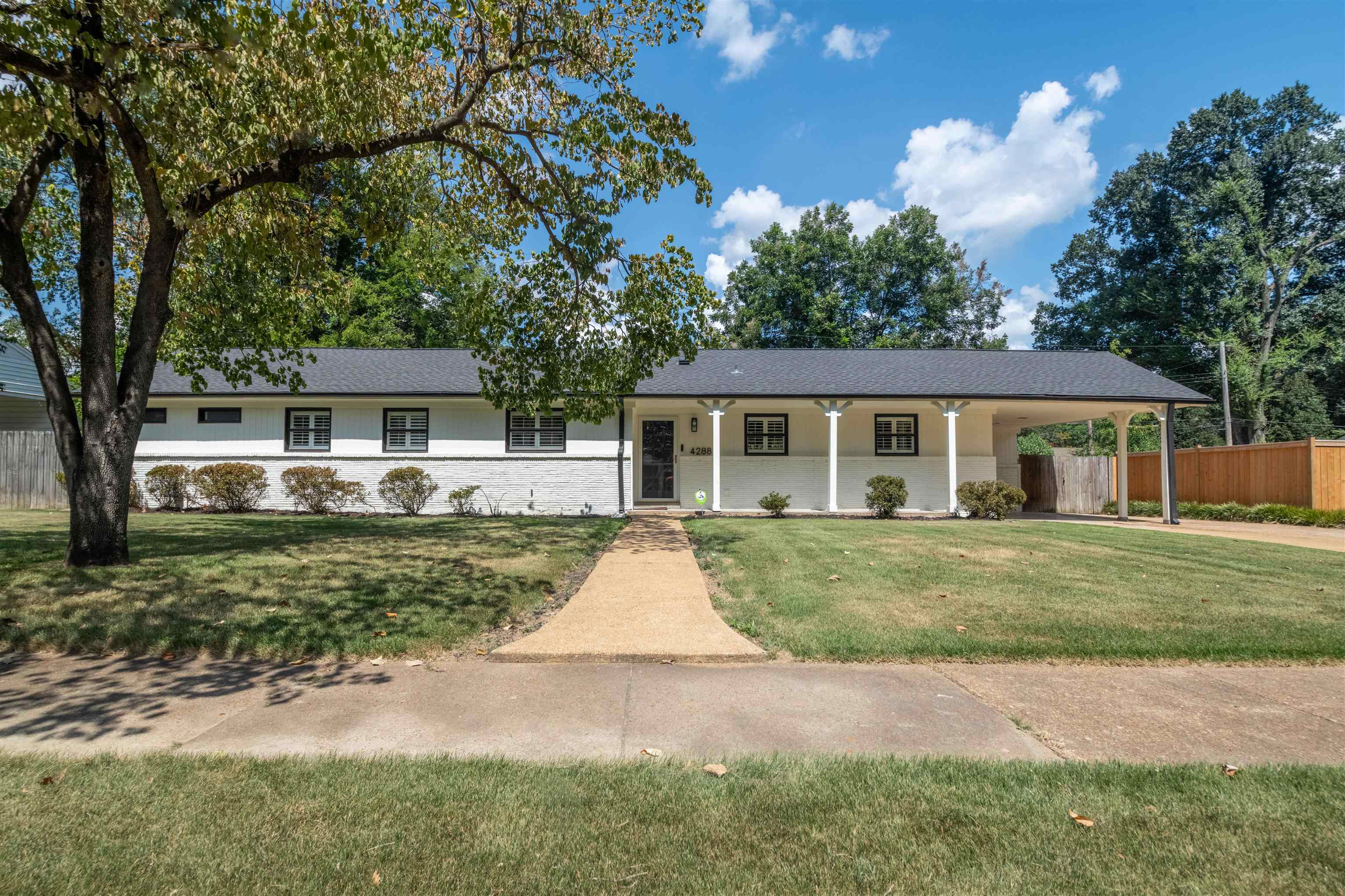 4288 CHARLESWOOD AVE