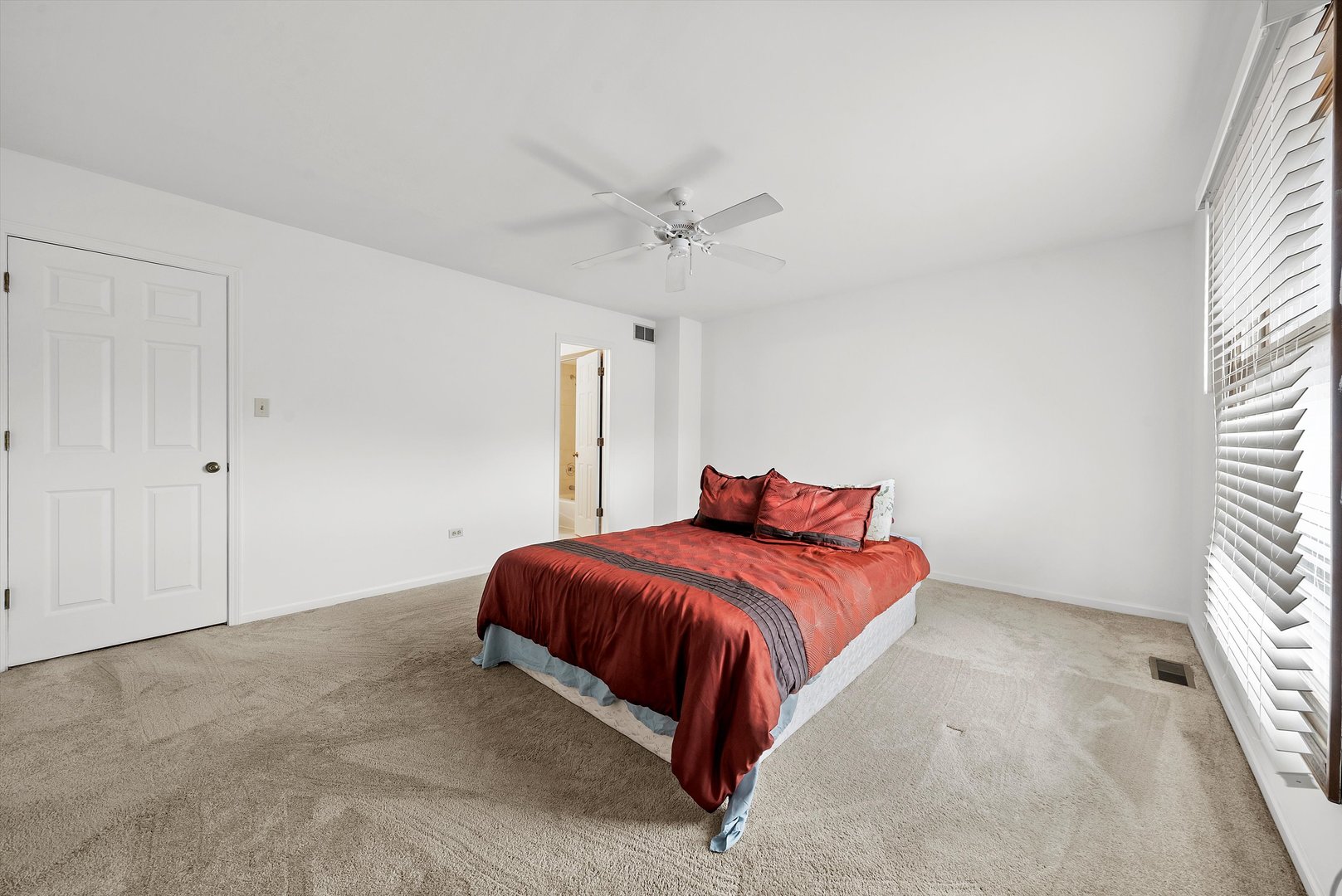10232 S Prospect Avenue Unit: G
