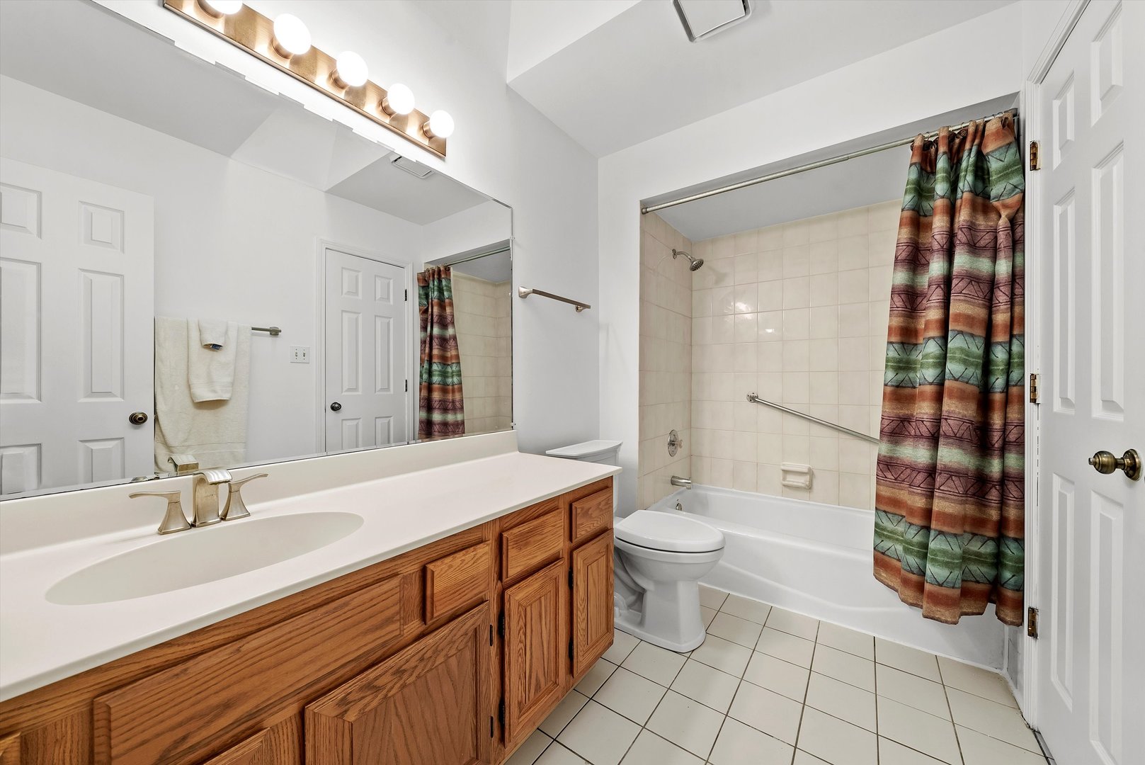 10232 S Prospect Avenue Unit: G