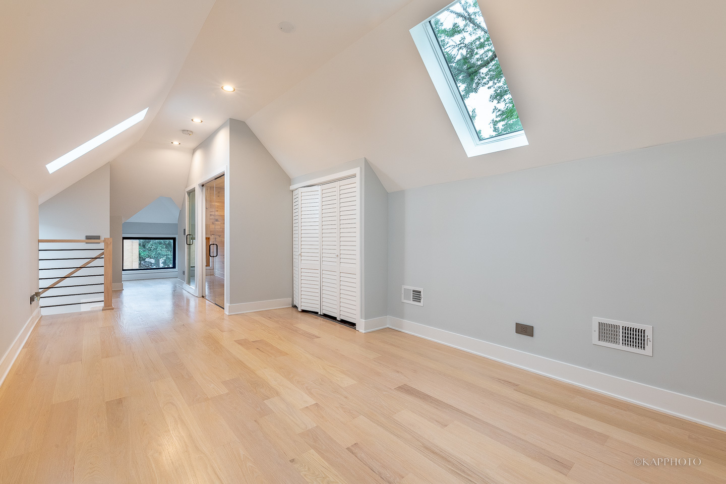 4200 N Monticello Avenue