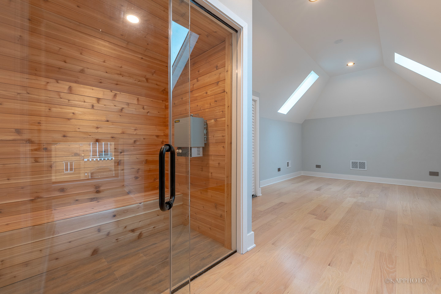 4200 N Monticello Avenue