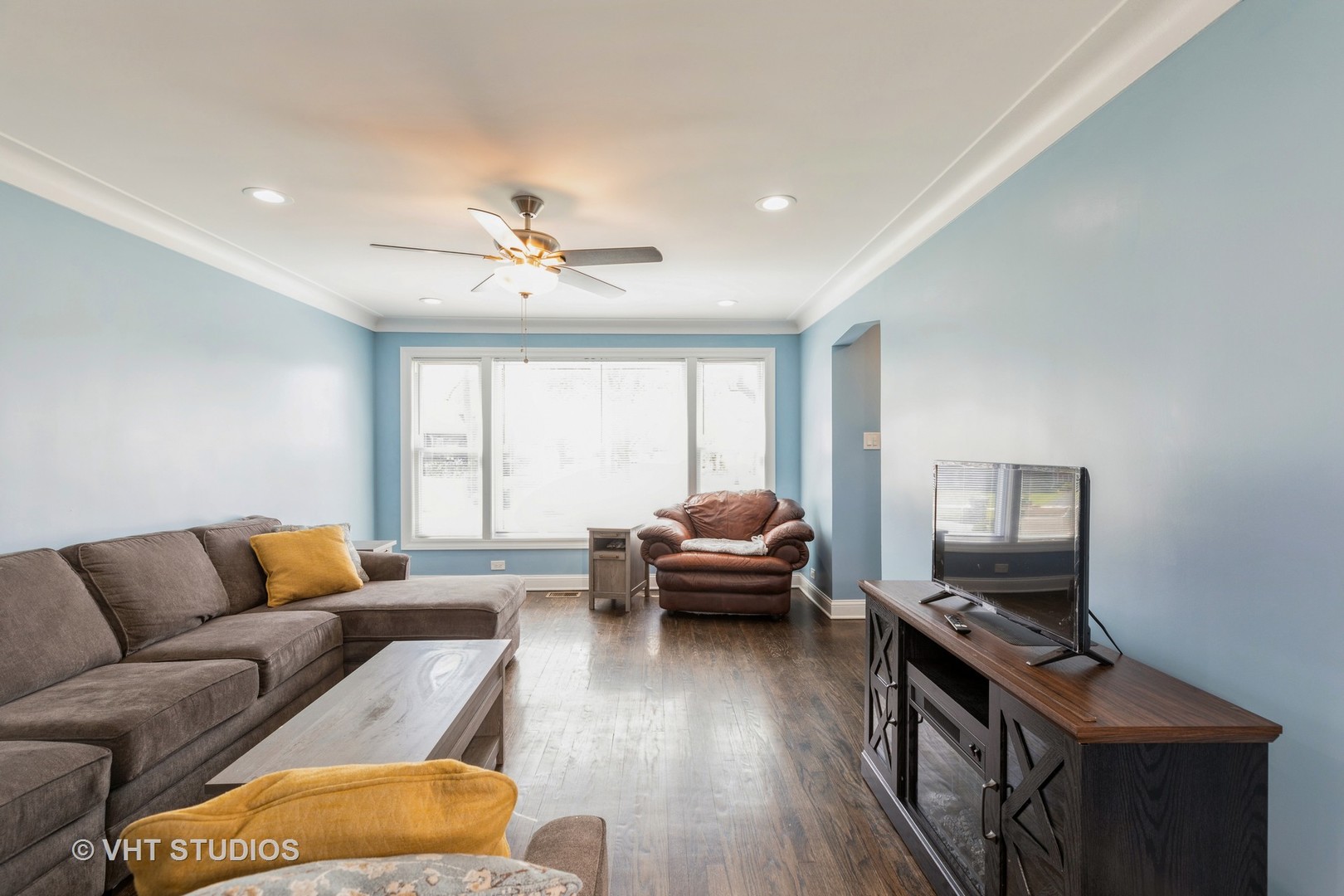 1890 W 108th Place