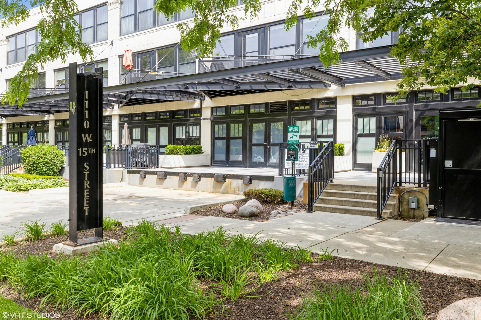1110 W 15th Street Unit: 111