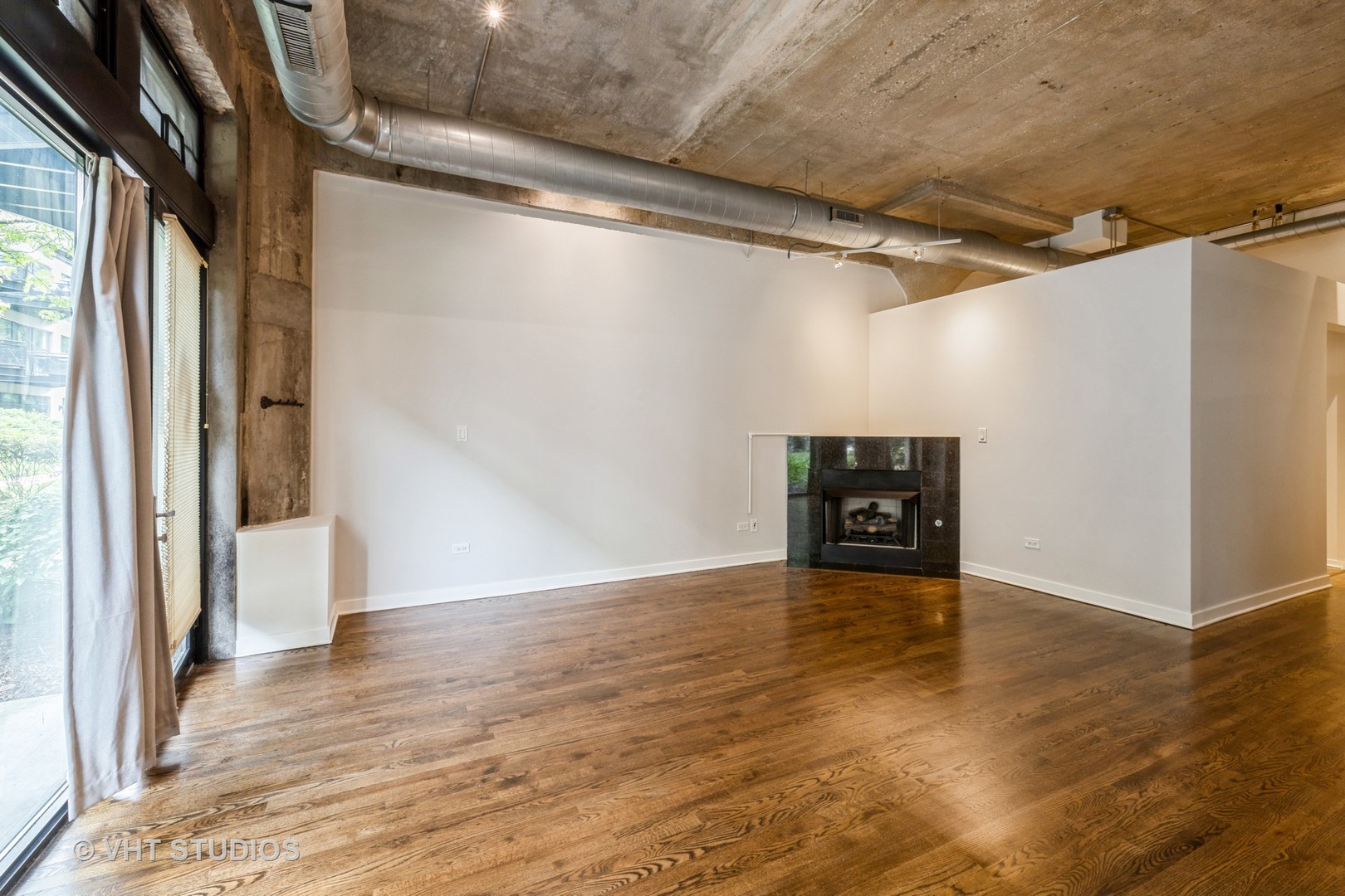 1110 W 15th Street Unit: 111