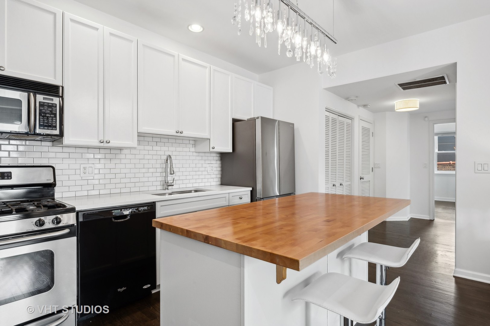 2720 W Cortland Street Unit: 307