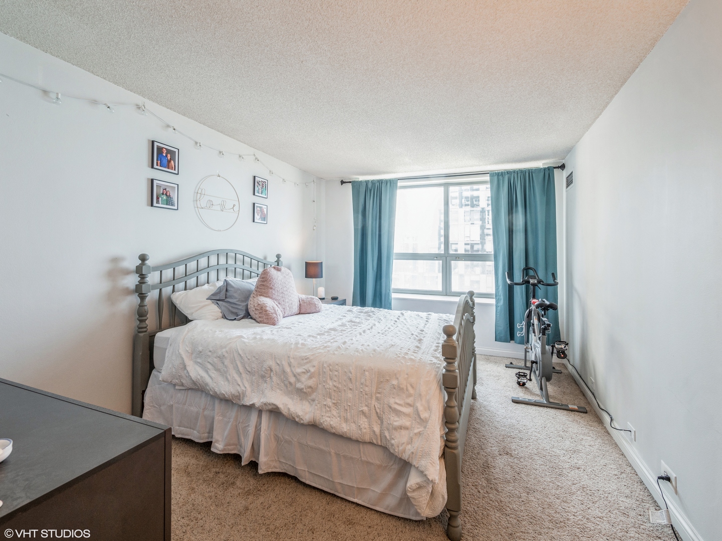 474 N Lake Shore Drive Unit: 4304
