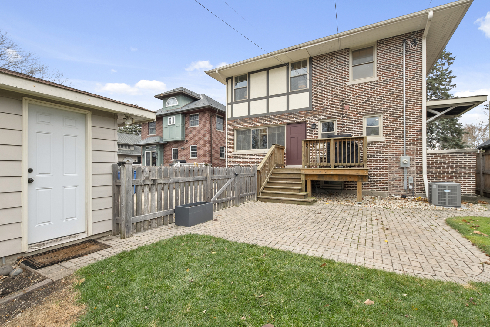 2138 W 109th Street