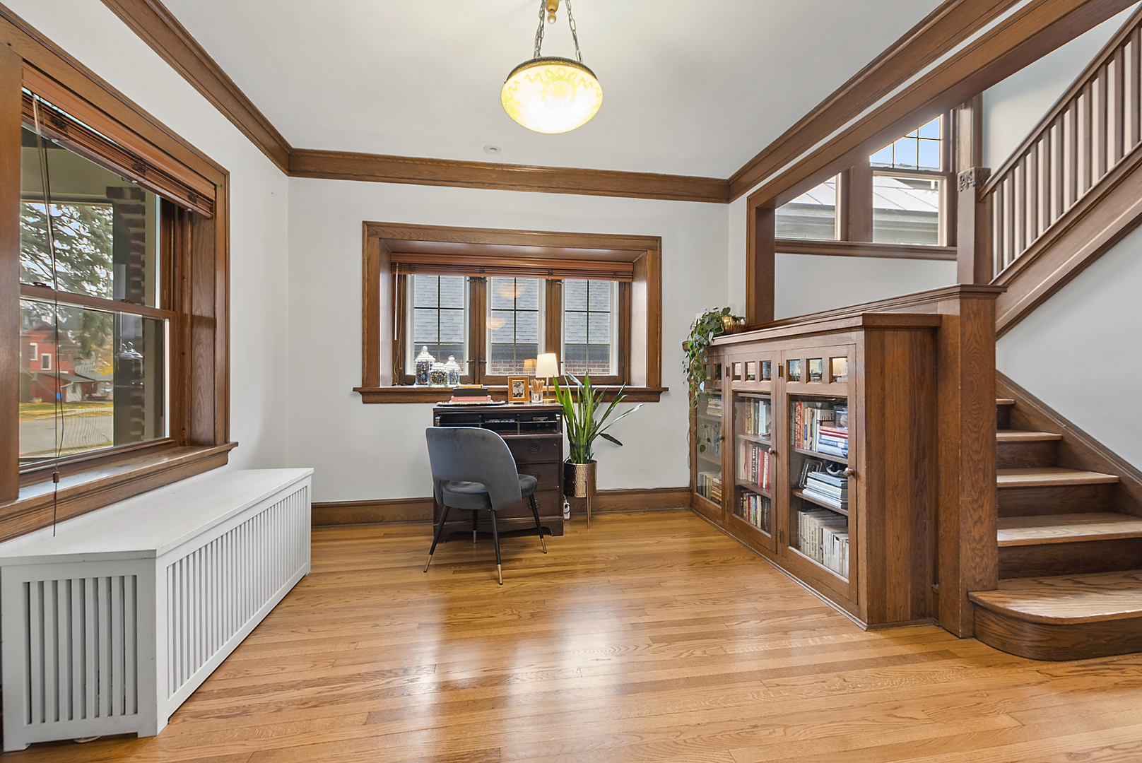 2138 W 109th Street