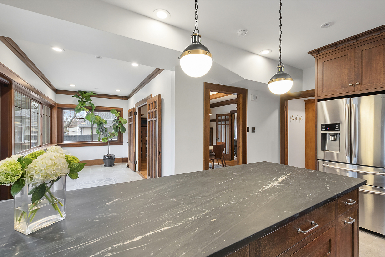 2138 W 109th Street