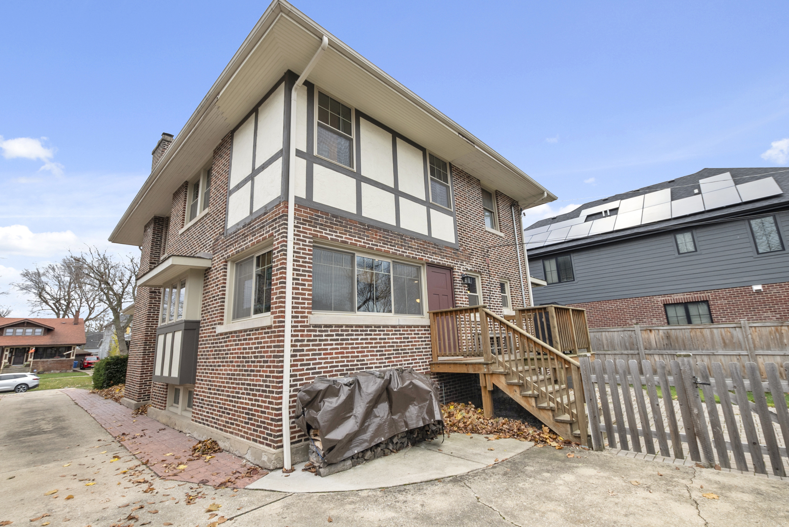 2138 W 109th Street