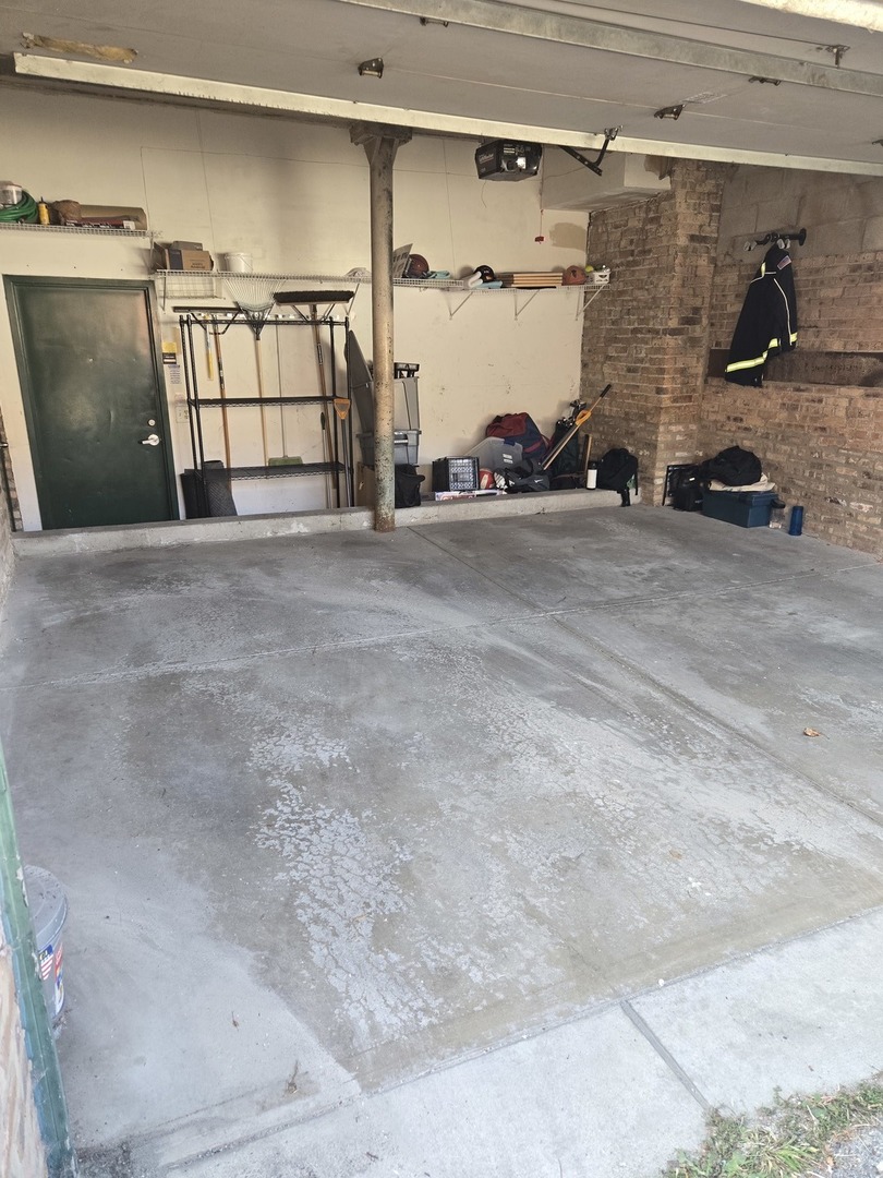 515 N Noble Street Unit: 115