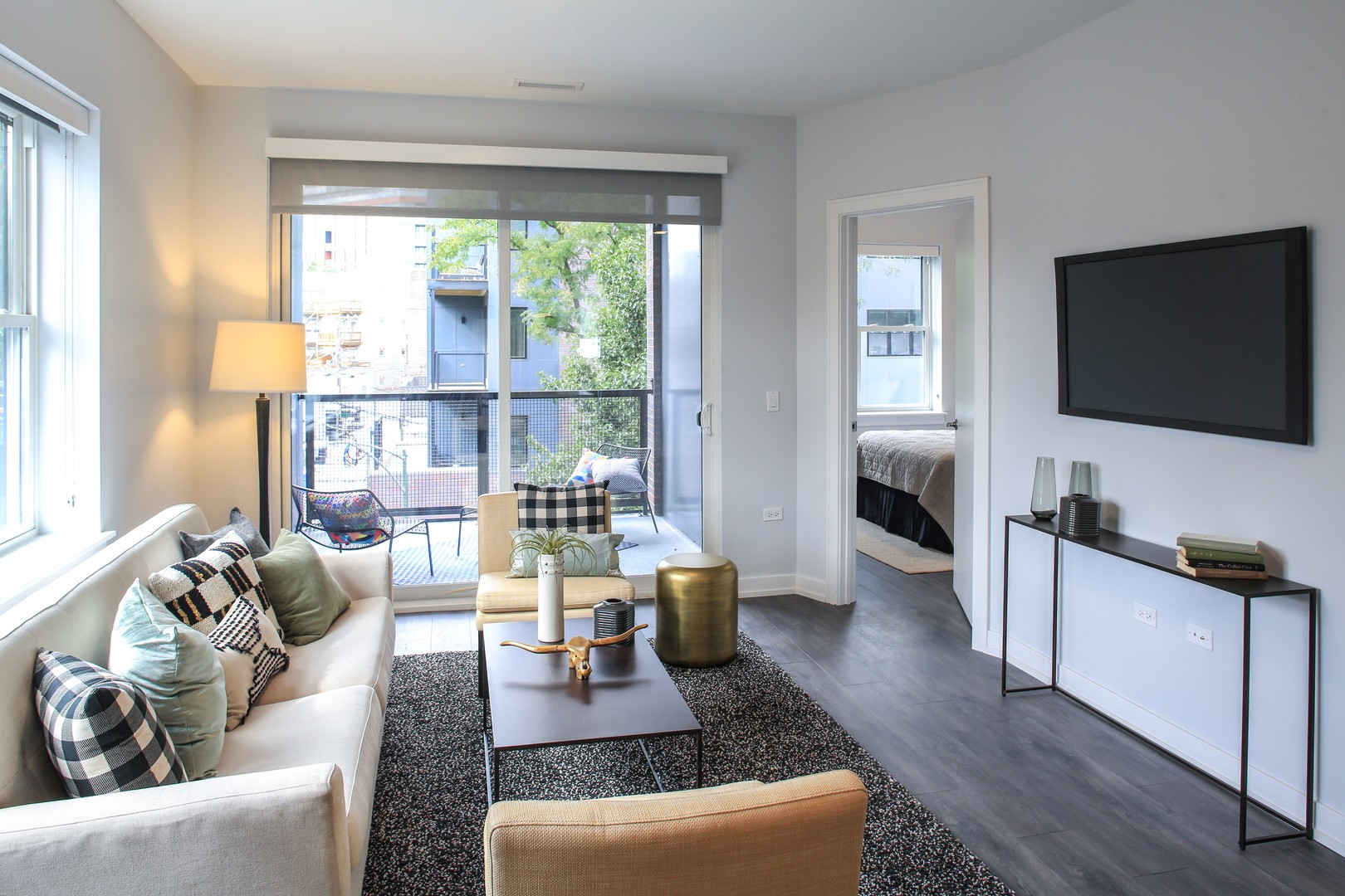 909 W Montana Street Unit: 403