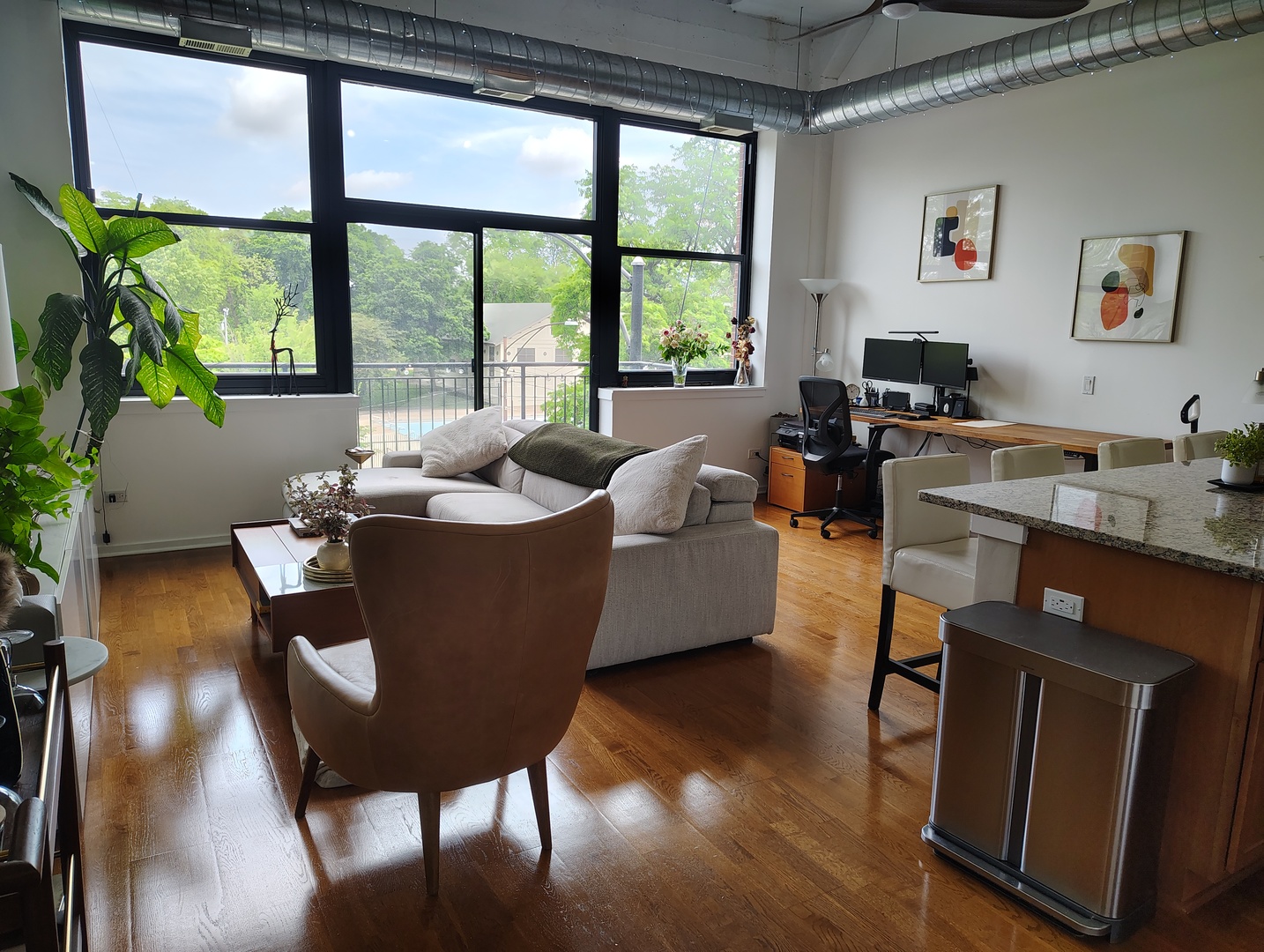 2323 W Pershing Road Unit: 336