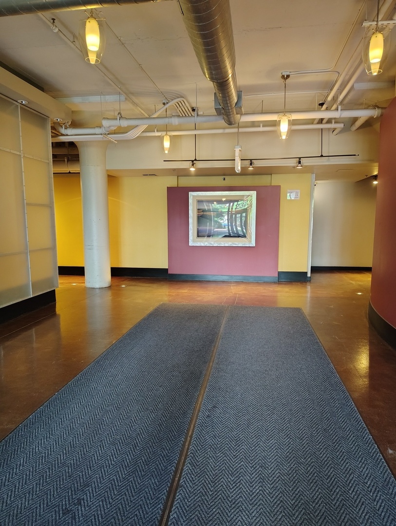 2323 W Pershing Road Unit: 336