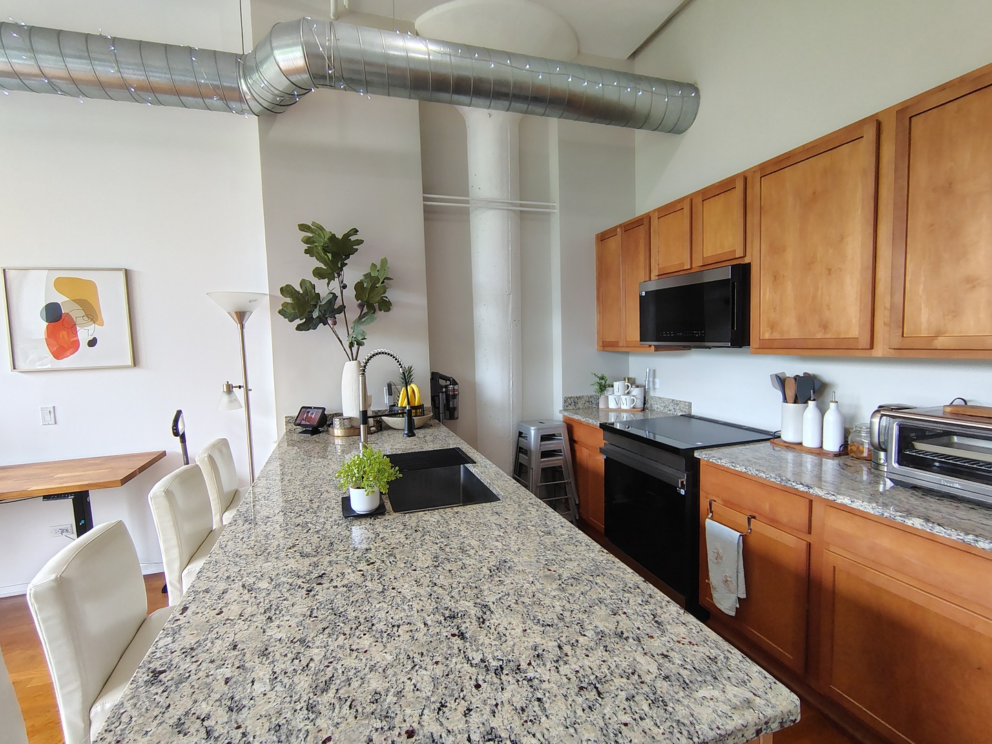2323 W Pershing Road Unit: 336