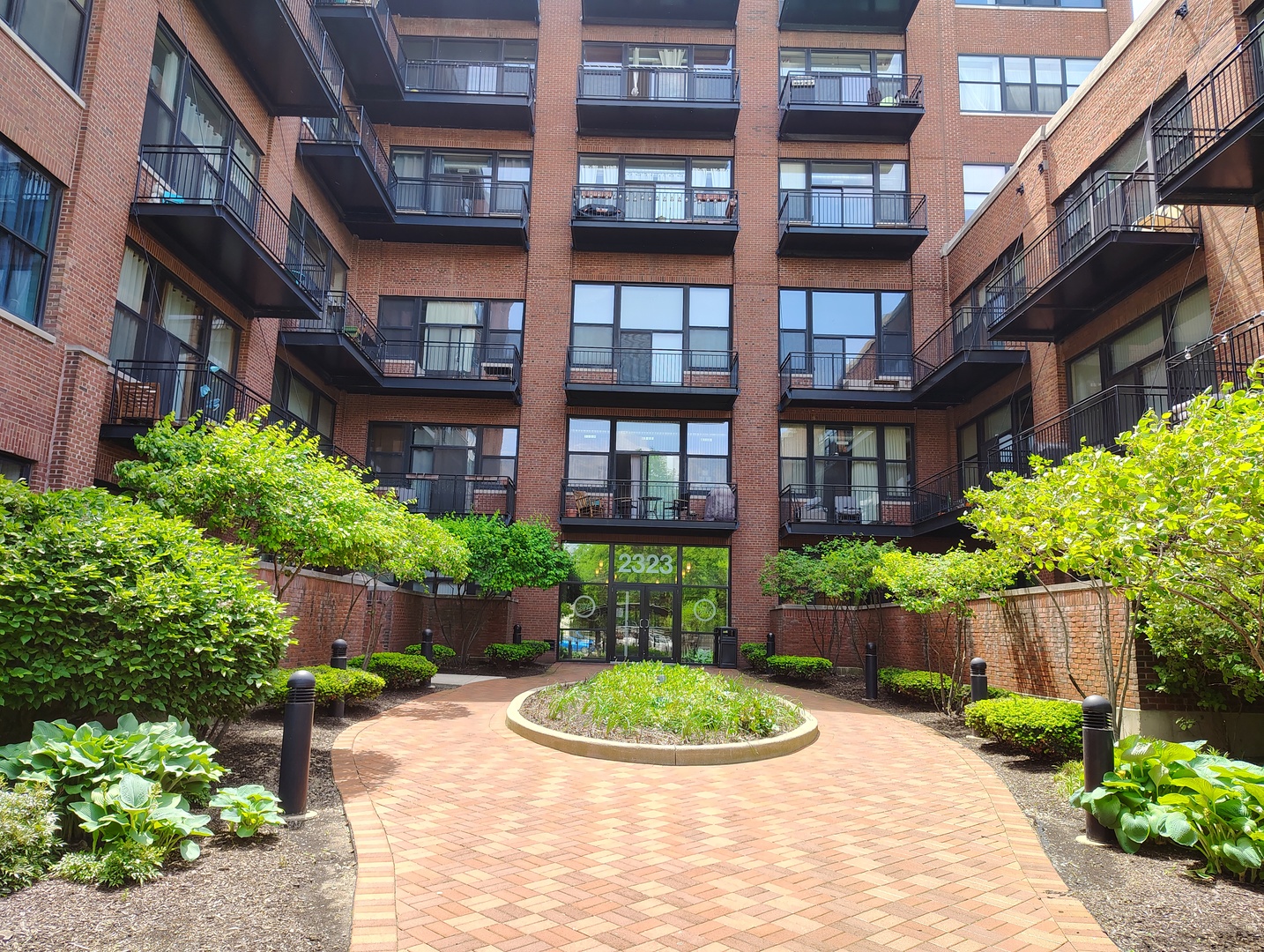 2323 W Pershing Road Unit: 336