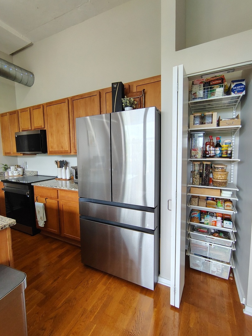 2323 W Pershing Road Unit: 336