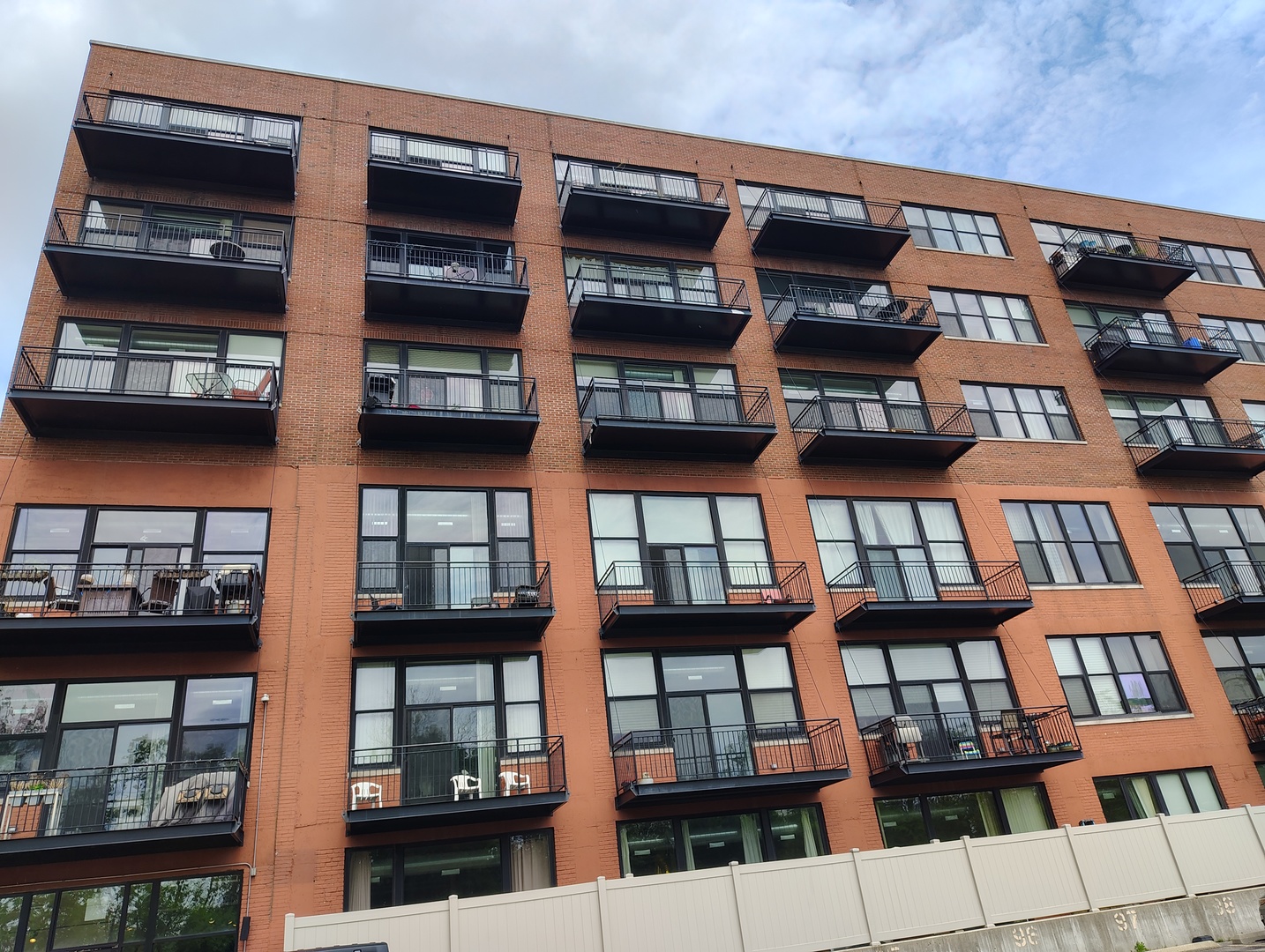 2323 W Pershing Road Unit: 336
