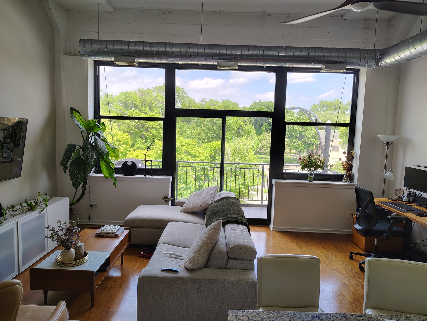 2323 W Pershing Road Unit: 336