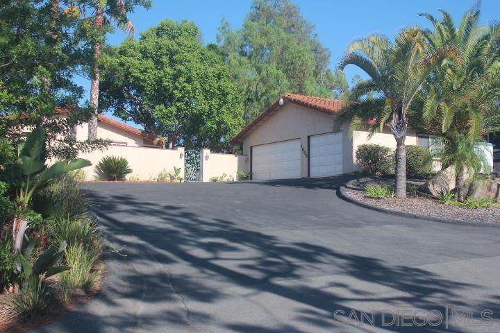 1665 Fuerte Knolls Ln.