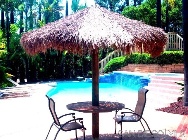 1665 Fuerte Knolls Ln.