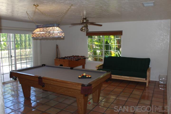 1665 Fuerte Knolls Ln.