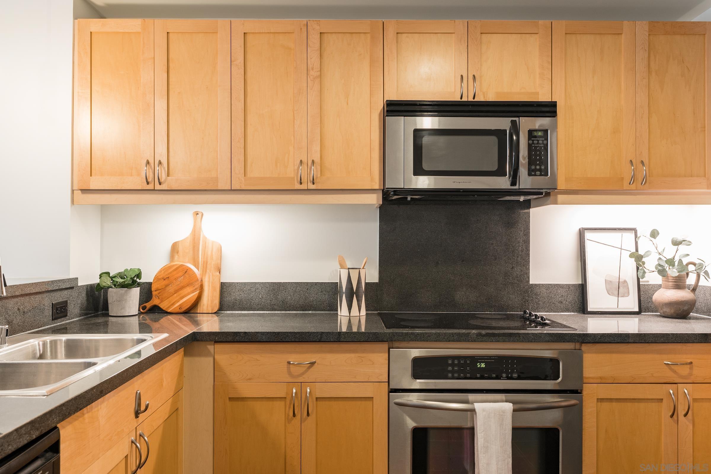 1150 J St Unit: 512