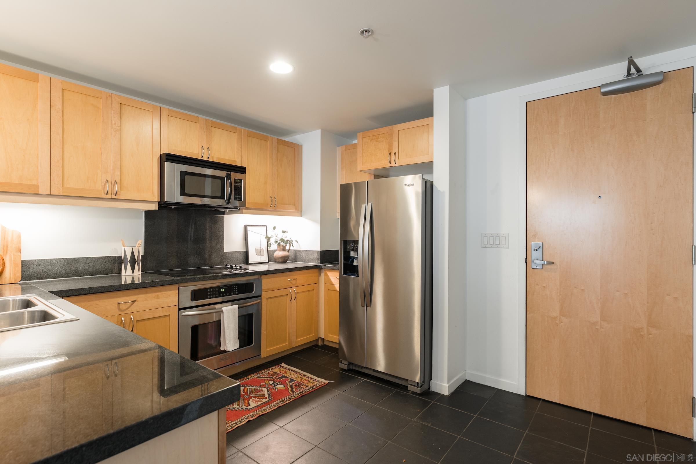 1150 J St Unit: 512