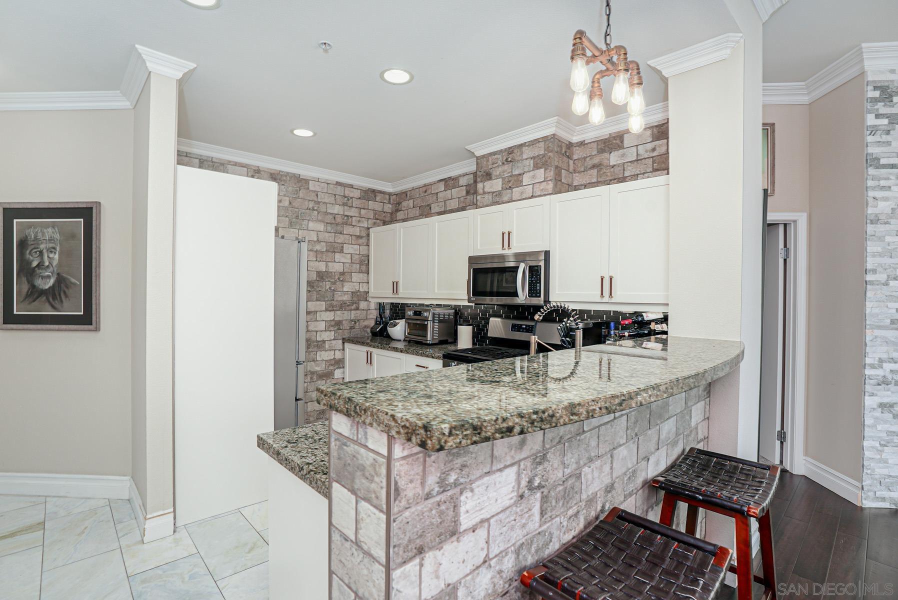 530 K St Unit: 1013