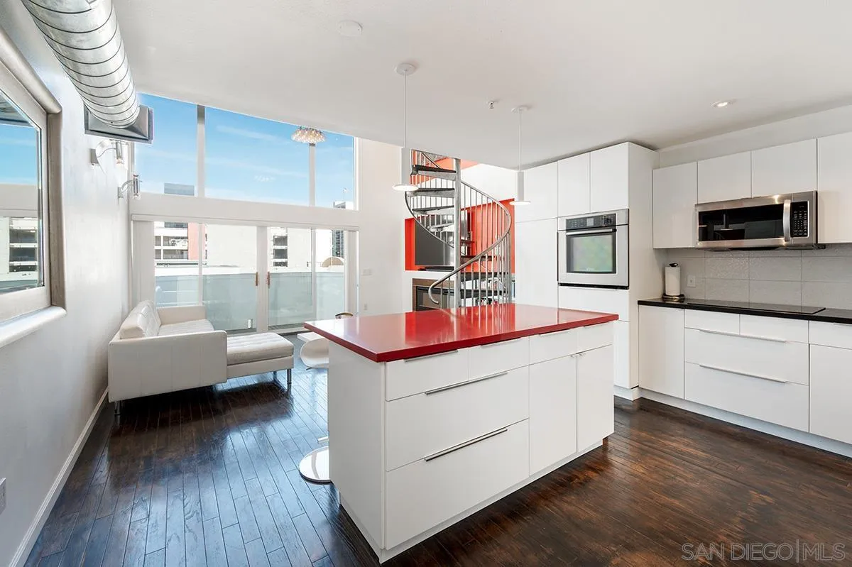 221 Island Ave Unit: 501