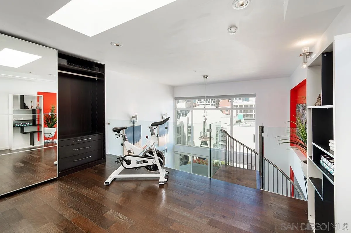 221 Island Ave Unit: 501