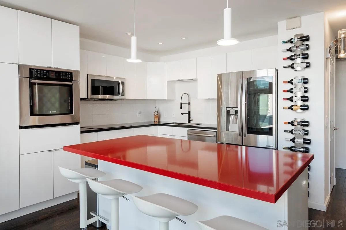 221 Island Ave Unit: 501