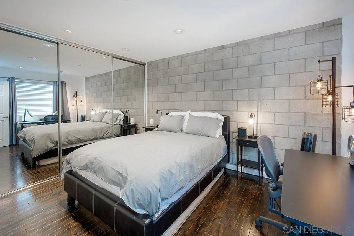 221 Island Ave Unit: 501