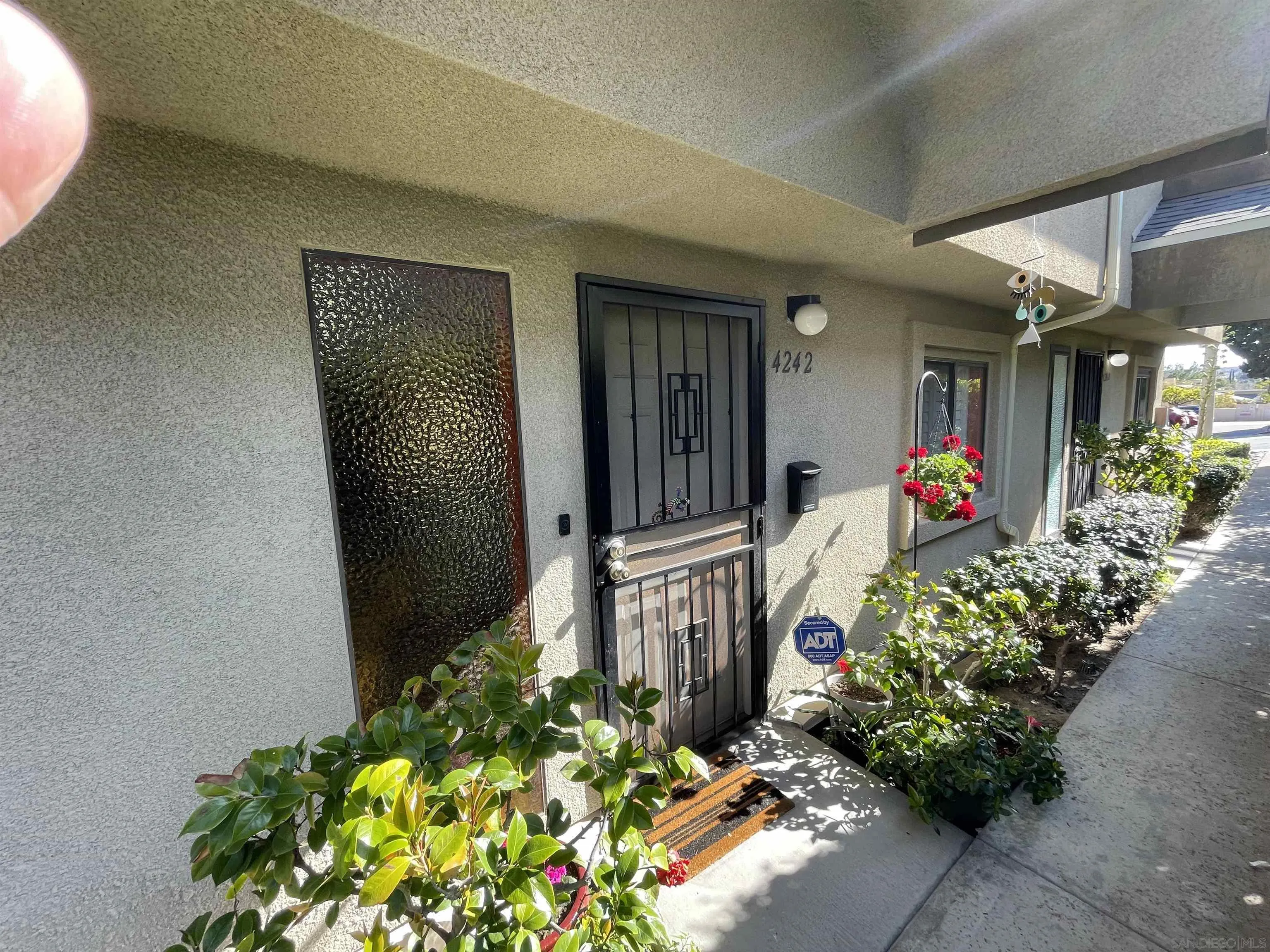 4242 5th Ave