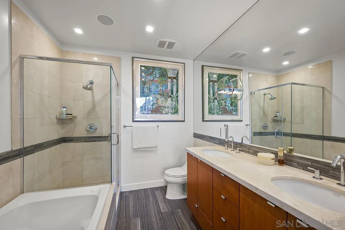 550 Front Street Unit: 1006