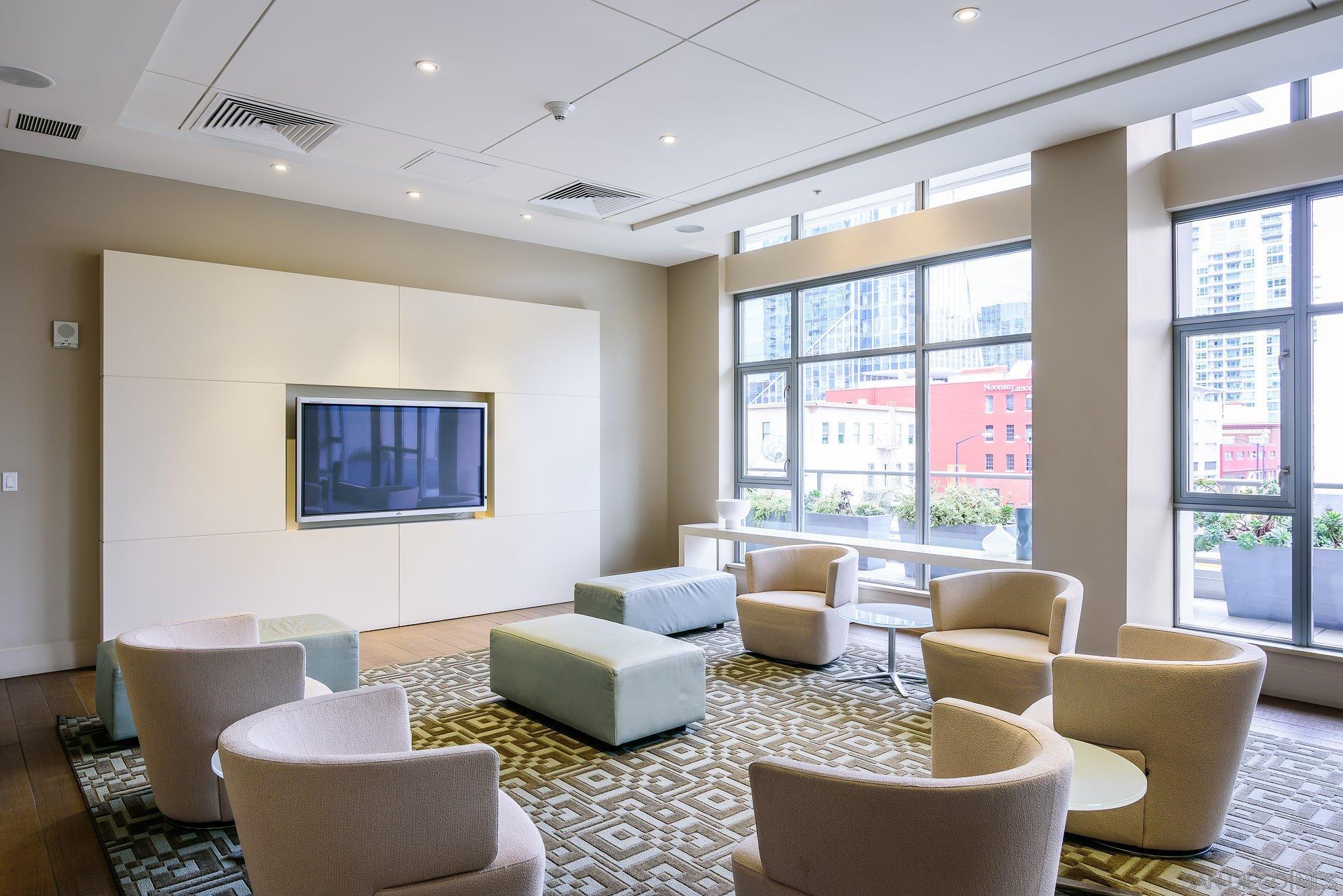 575 6th Ave Unit: 1007