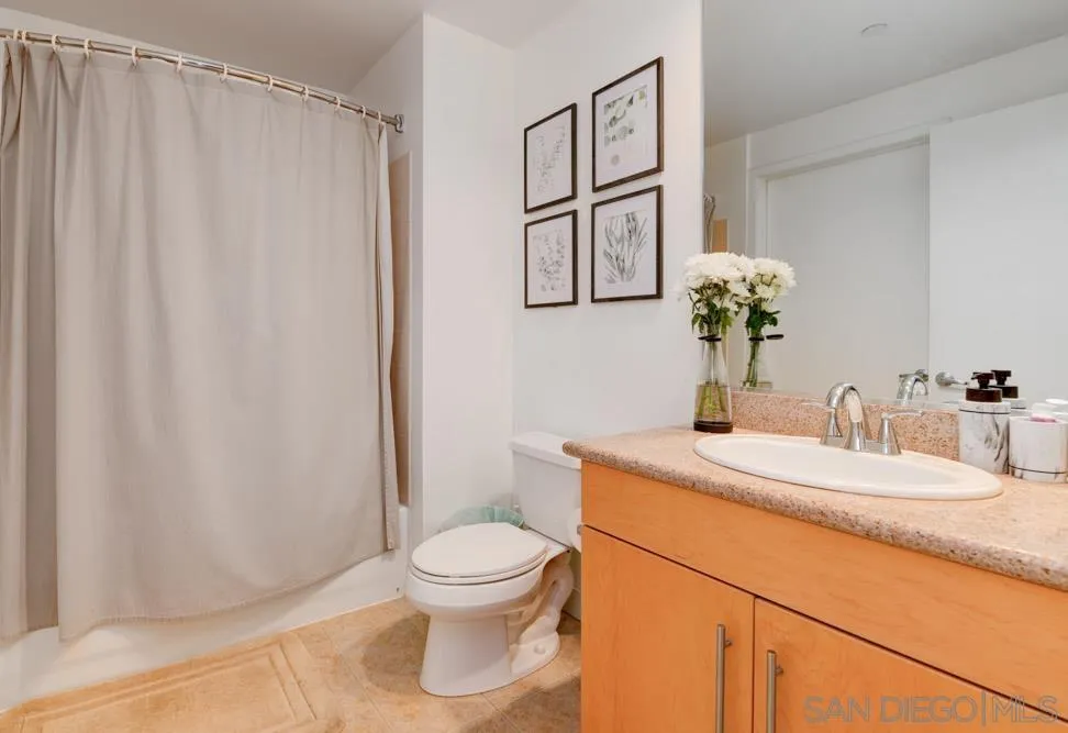 801 Ash St Unit: 505